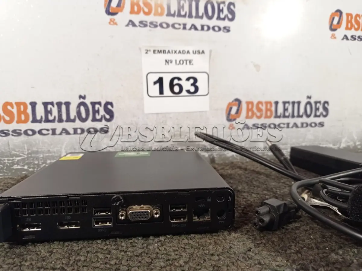 LOTE 163 - 01 CPU COM MEMÓRIA DE 16GB E SEM HD COM CARREGADOR MARCA HP. (NO ESTADO) BD1049F