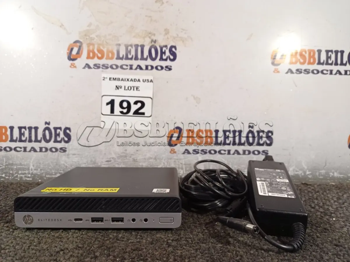 LOTE 192 - 01 CPU SEM MEMÓRIA E SEM HD COM CARREGADOR MARCA HP. (NO ESTADO) BD1779Y