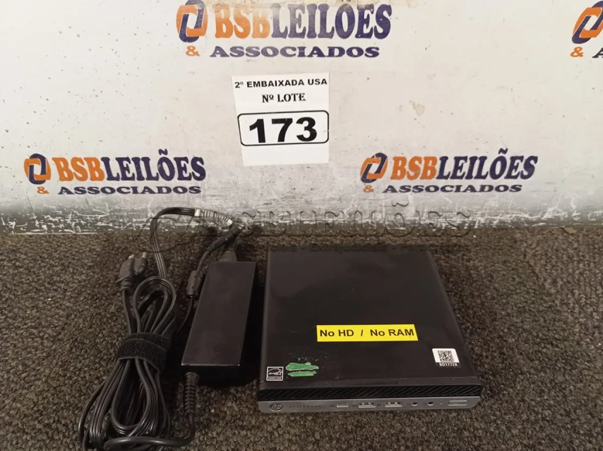 LOTE 173 - 01 CPU SEM MEMÓRIA E SEM HD COM CARREGADOR MARCA HP. (NO ESTADO) BD1772X