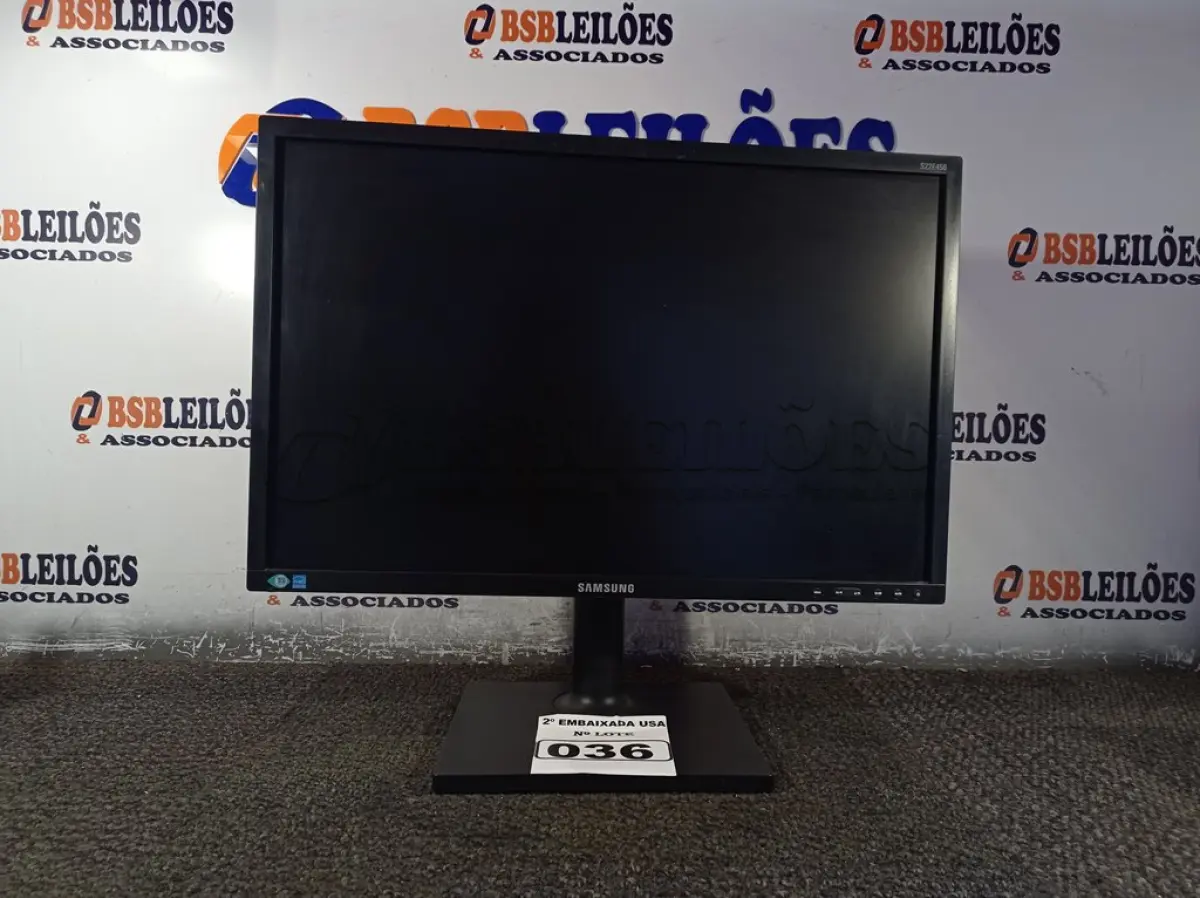 LOTE 036 - 01 MONITOR 22’’ MARCA SAMSUNG. (DISPLAY) (NO ESTADO) AV9466E