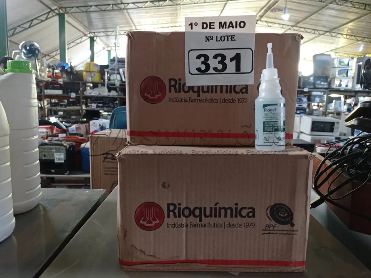 LOTE 331 - 03 CAIXAS COM BISNAGAS DE ÁLCOOL ETÍLICO HIDRATADO 90G. (NO ESTADO) ATENÇÃO! FAZER A VISITAÇÃO ANTES DE ARREMATAR, NÃO SABEMOS SE FUNCIONA. LEILÃO NÃO TEM GARANTIA E NEM DEVOLUÇÃO, SUJEITO A POSSÍVEIS AVARIAS VISÍVEIS/OCULTAS E/OU AUSÊNCIA DE COMPONENTES.