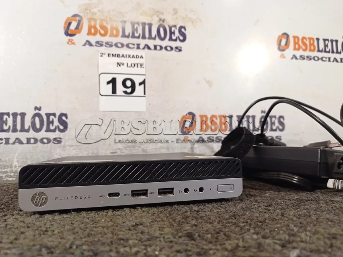 LOTE 191 - 01 CPU SEM MEMÓRIA E SEM HD COM CARREGADOR MARCA HP. (NO ESTADO) BD1779W