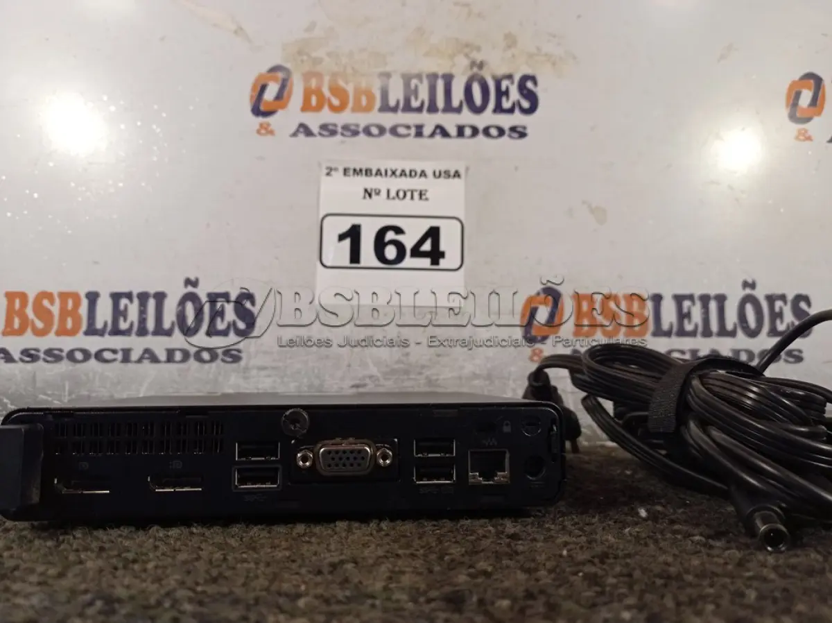 LOTE 164 - 01 CPU COM MEMÓRIA DE 16GB E SEM HD COM CARREGADOR MARCA HP. (NO ESTADO) BD1050M