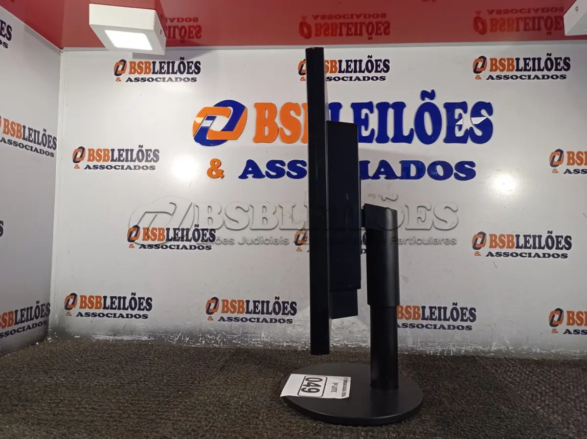 LOTE 049 - 01 MONITOR 22’’ MARCA SAMSUNG. (DISPLAY) (NO ESTADO) AV9478K
