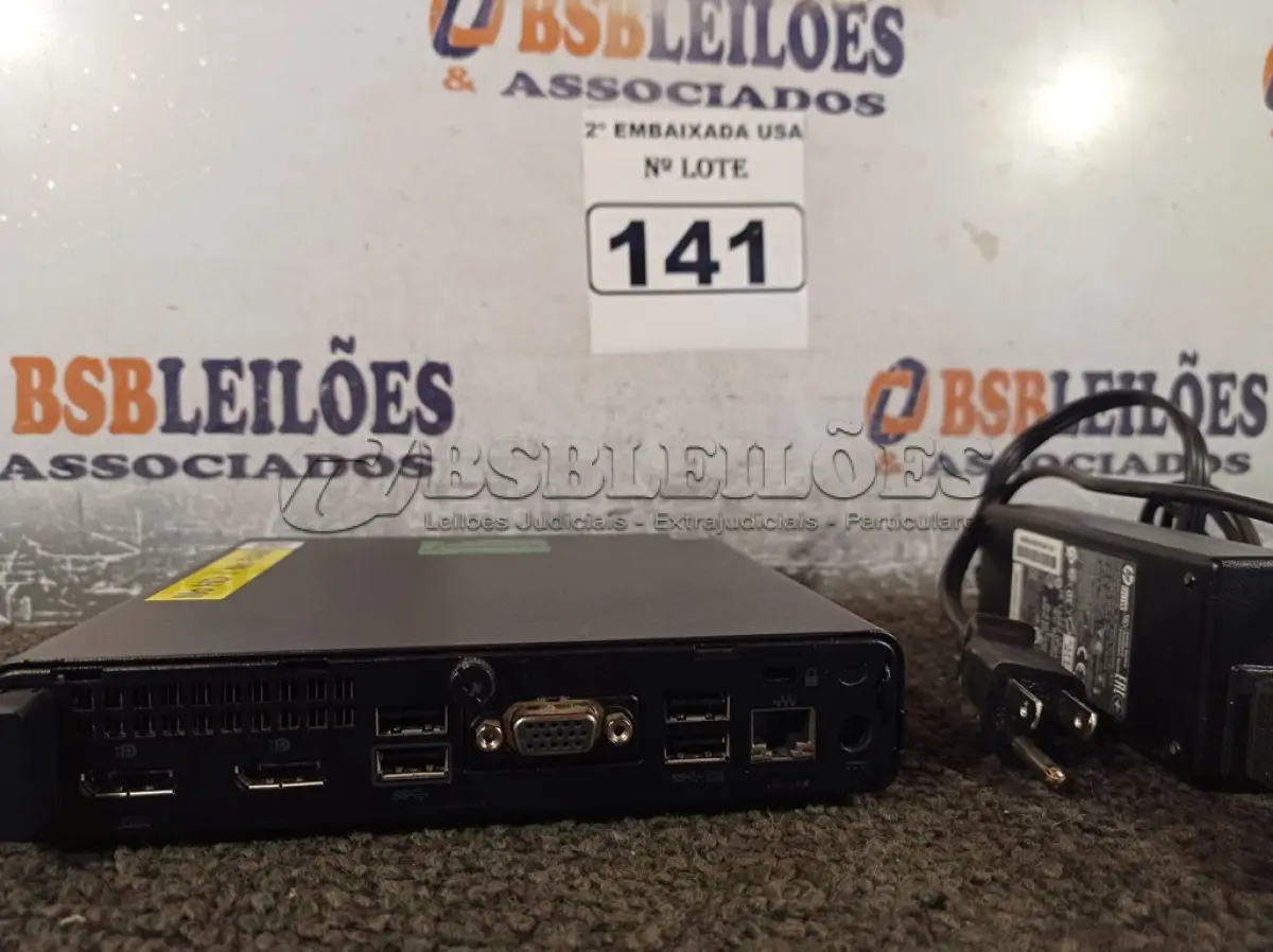 LOTE 141 - 01 CPU SEM MEMÓRIA E SEM HD COM CARREGADOR MARCA HP. (NO ESTADO) BD0956C