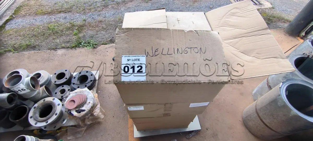 LOTE 012 - 01 JOGO DE RODA DE FERRO DA FIAT TORO ARO 16 COM CALOTA (NO ESTADO)