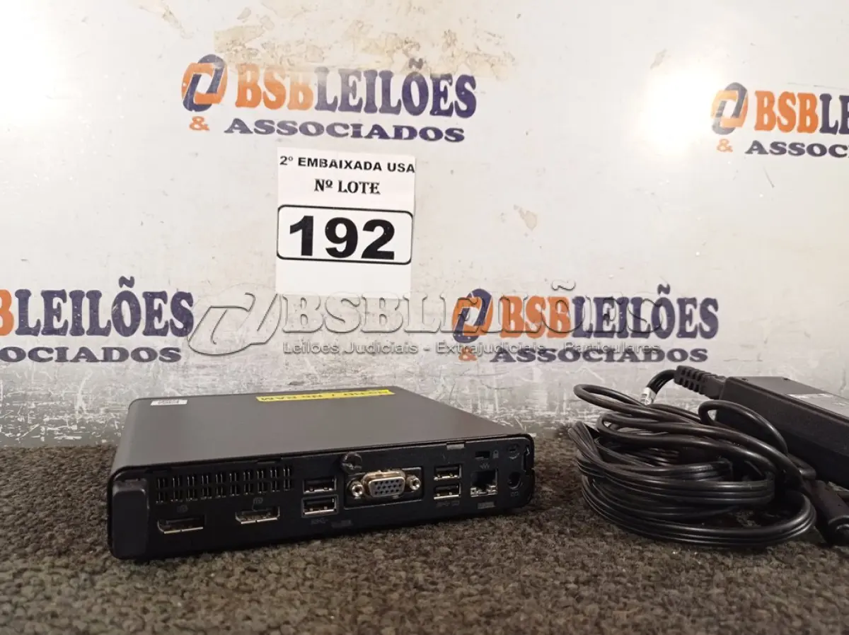 LOTE 192 - 01 CPU SEM MEMÓRIA E SEM HD COM CARREGADOR MARCA HP. (NO ESTADO) BD1779Y
