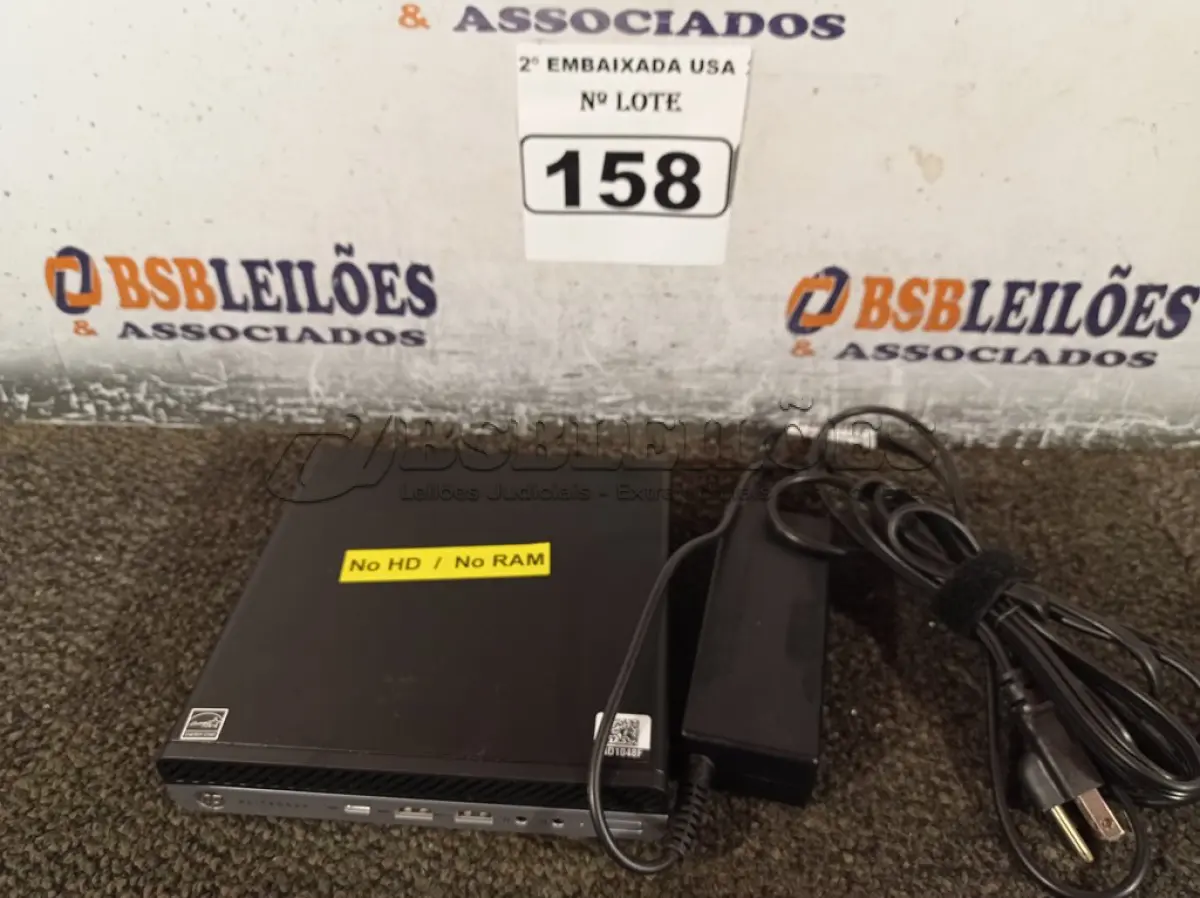 LOTE 158 - 01 CPU SEM MEMÓRIA E SEM HD COM CARREGADOR MARCA HP. (NO ESTADO) BD1048F
