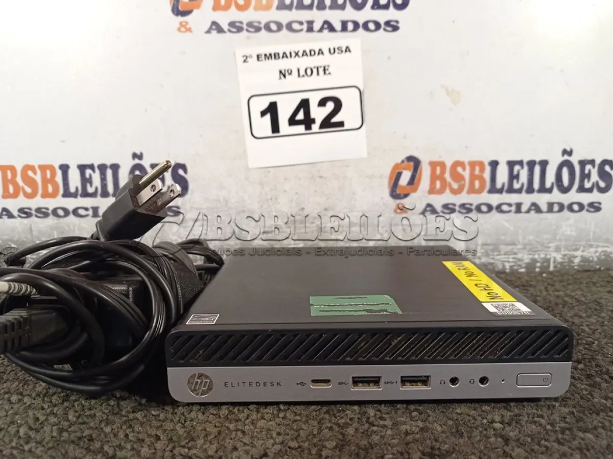 LOTE 142 - 01 CPU SEM MEMÓRIA E SEM HD COM CARREGADOR MARCA HP. (NO ESTADO) BD0957N
