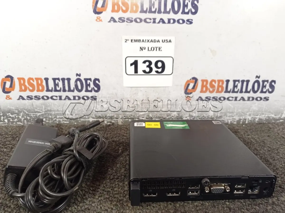 LOTE 139 - 01 CPU SEM MEMÓRIA E SEM HD COM CARREGADOR MARCA HP. (NO ESTADO) BD0877M