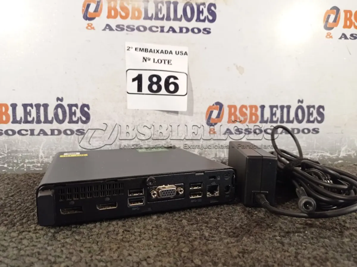 LOTE 186 - 01 CPU SEM MEMÓRIA E SEM HD COM CARREGADOR MARCA HP. (NO ESTADO) BD1777D