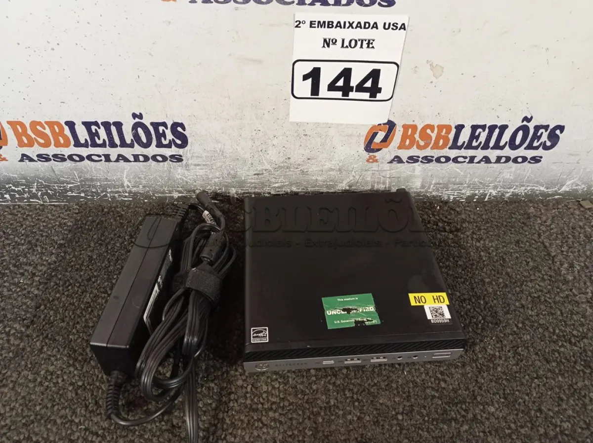 LOTE 144 - 01 CPU COM MEMÓRIA DE 32GB E SEM HD COM CARREGADOR MARCA HP. (NO ESTADO) BD0959H