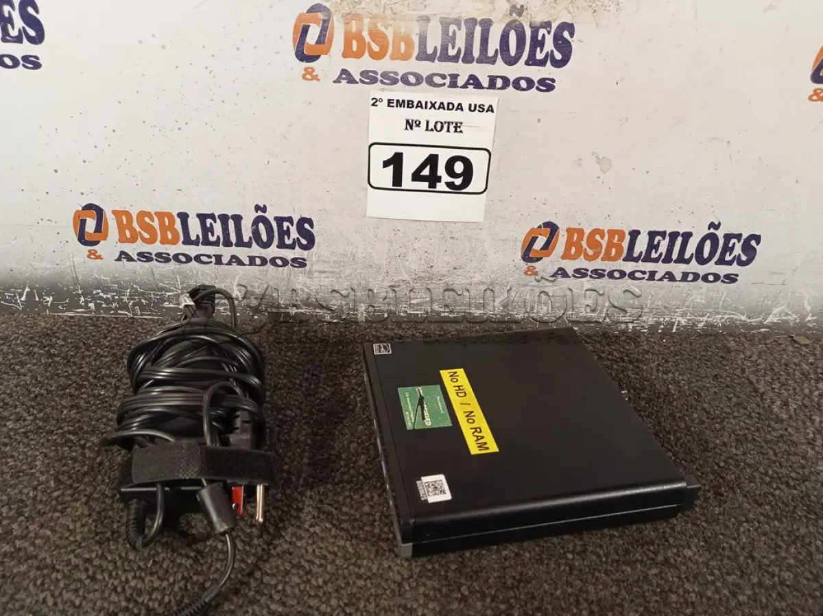 LOTE 149 - 01 CPU SEM MEMÓRIA E SEM HD COM CARREGADOR MARCA HP. (NO ESTADO) BD0962S