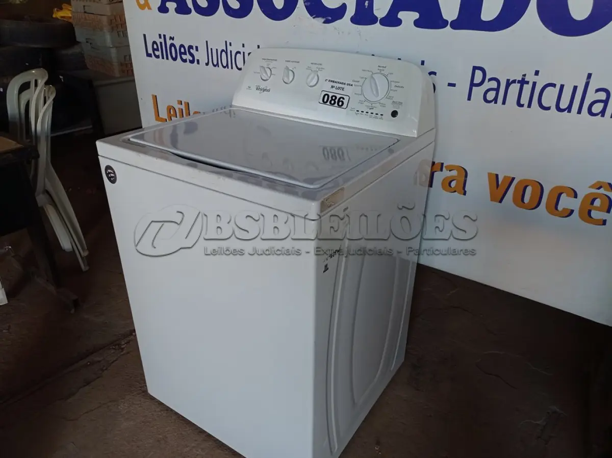 LOTE 086 - 01 SECADORA DE ROUPAS WHIRLPOOL 110V. (CLOSTHES DRYER) (NO ESTADO) AV9629W