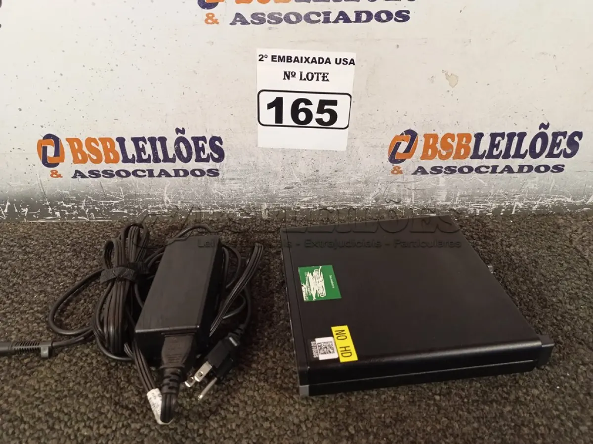 LOTE 165 - 01 CPU COM 16GB MEMÓRIA E SEM HD COM CARREGADOR MARCA HP. (NO ESTADO) BD1050S