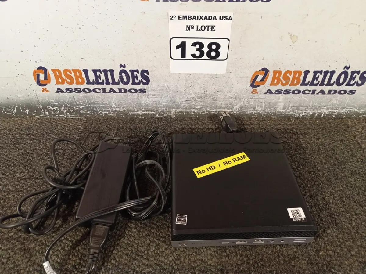 LOTE 138 - 01 CPU SEM MEMÓRIA E SEM HD COM CARREGADOR MARCA HP. (NO ESTADO) BD0867V
