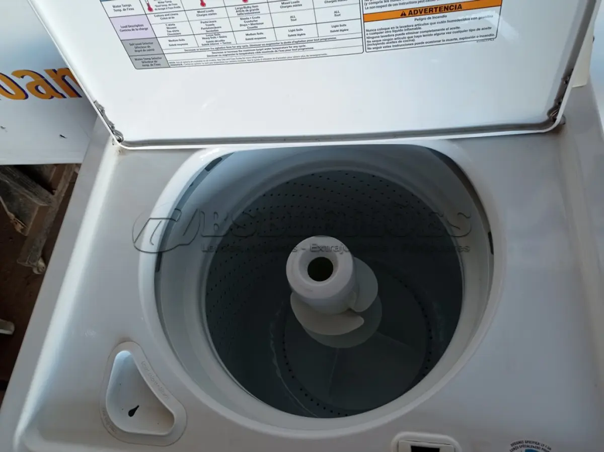 LOTE 086 - 01 SECADORA DE ROUPAS WHIRLPOOL 110V. (CLOSTHES DRYER) (NO ESTADO) AV9629W