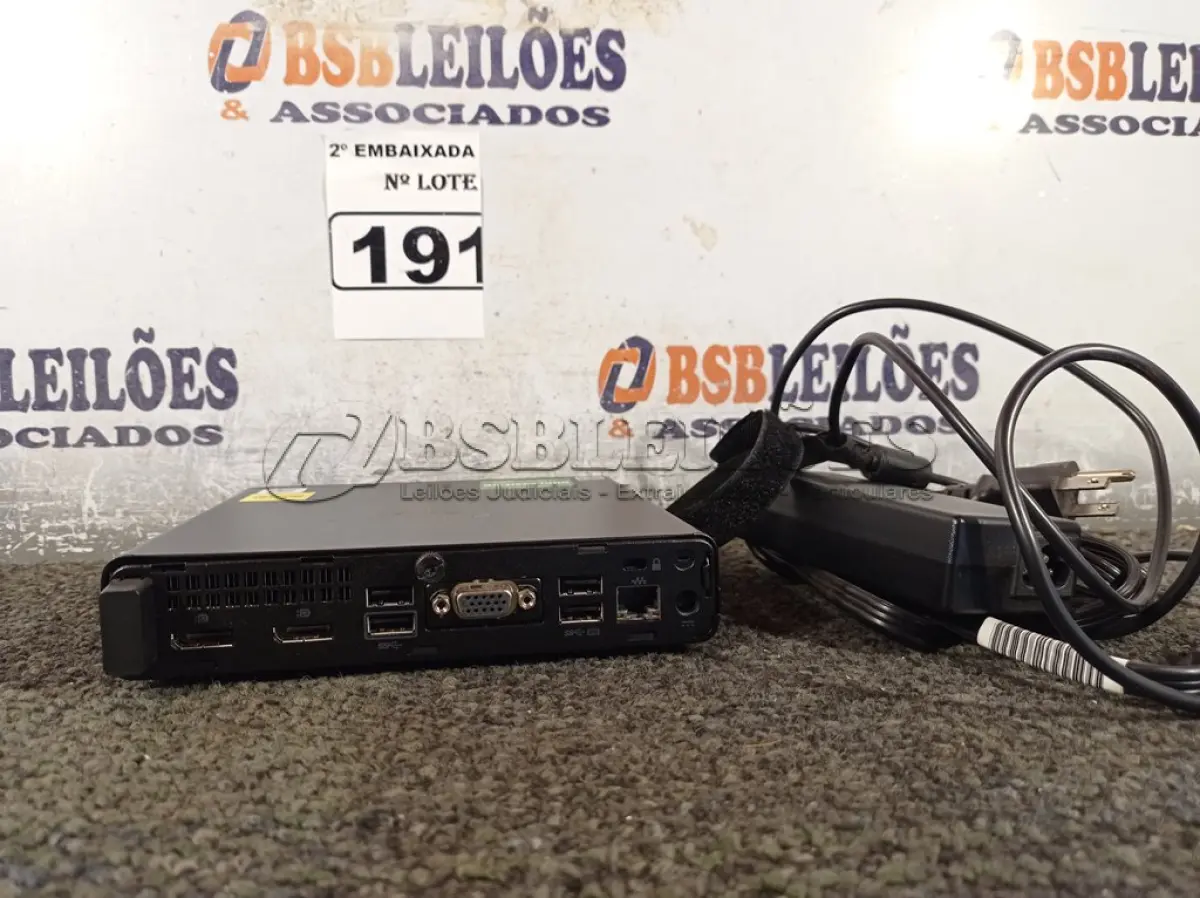 LOTE 191 - 01 CPU SEM MEMÓRIA E SEM HD COM CARREGADOR MARCA HP. (NO ESTADO) BD1779W