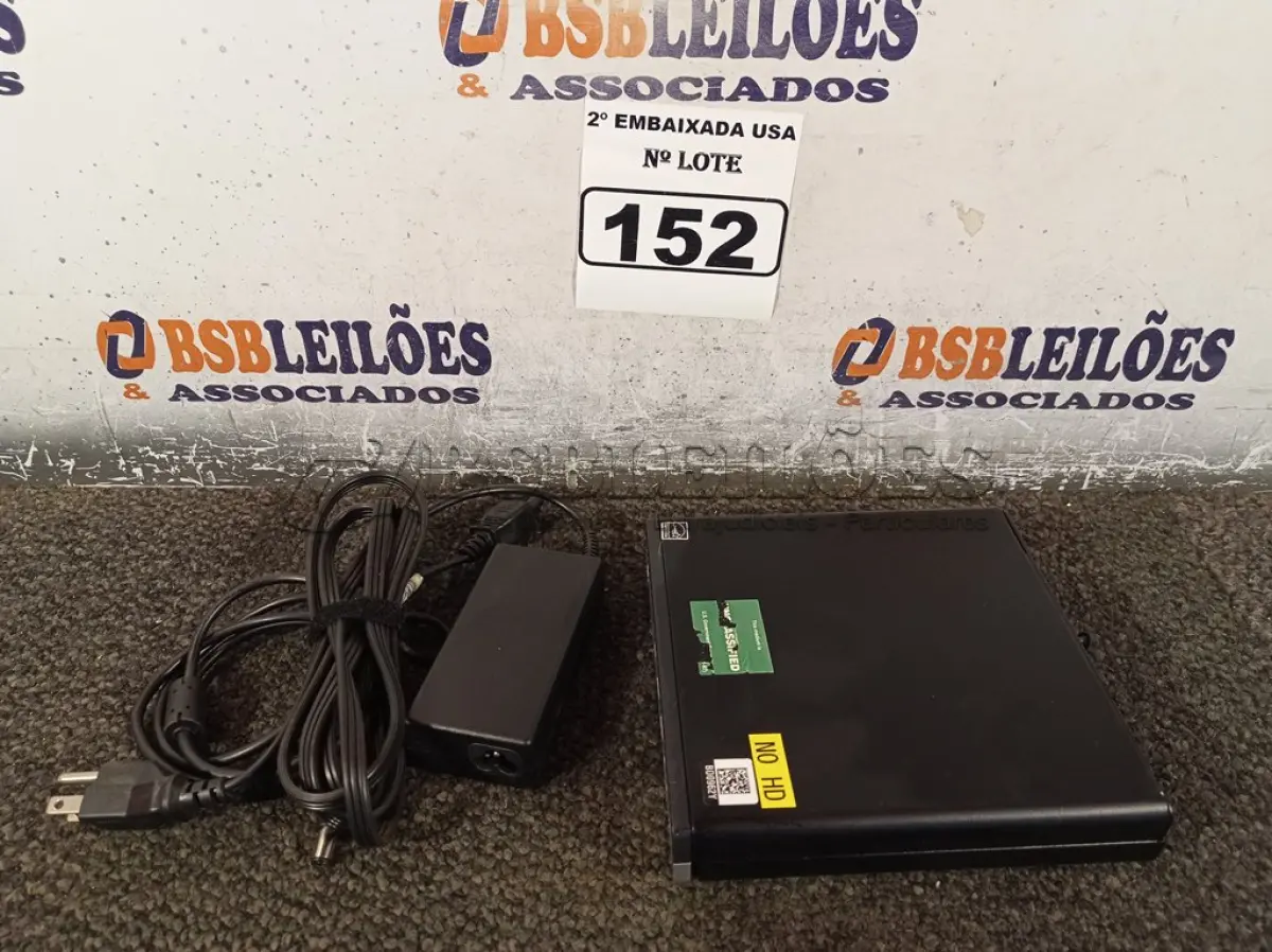 LOTE 152 - 01 CPU SEM MEMÓRIA E SEM HD COM CARREGADOR MARCA HP. (NO ESTADO) BD0962Y