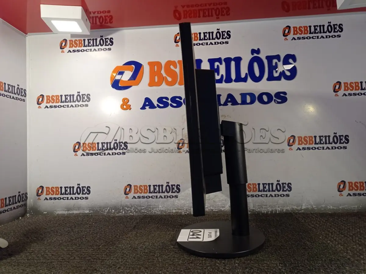 LOTE 041 - 01 MONITOR 22’’ MARCA SAMSUNG. (DISPLAY) (NO ESTADO) AV9475W