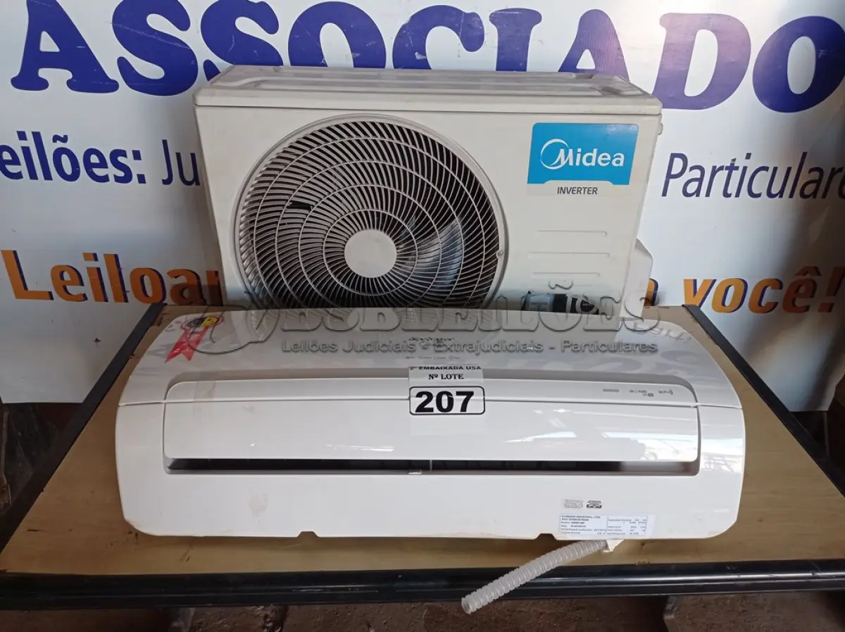 LOTE 207 - 01 AR-CONDICIONADO INVERTER COM CONTROLE REMOTO MARCA SPRINGER 220 VOLTS DE 12.000BTUS. (AIR CONDITIONER (NO ESTADO) BF8469T