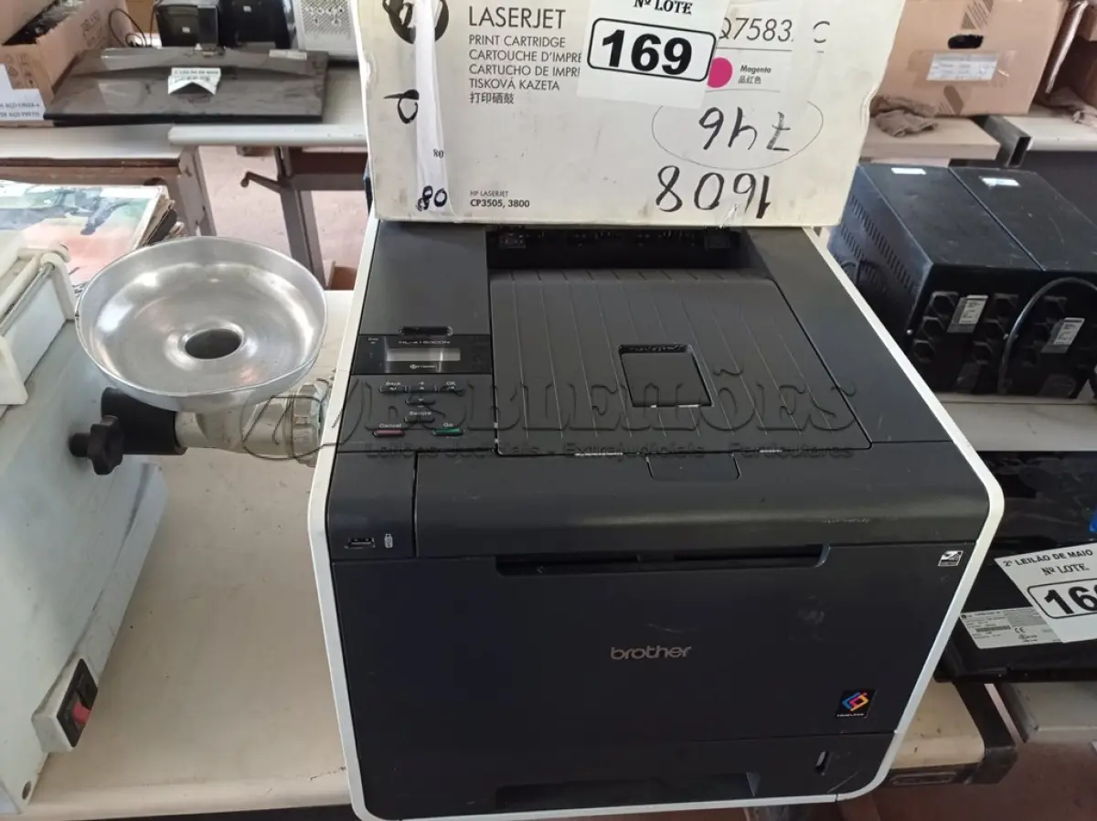 LOTE 169 - 01 IMPRESSORA MARCA BROTHER HL 4150CDN E 01 TONNER Q7583AC MAGENTA. (NO ESTADO) ATENÇÃO! FAZER A VISITAÇÃO ANTES DE ARREMATAR, NÃO SABEMOS SE FUNCIONA. LEILÃO NÃO TEM GARANTIA E NEM DEVOLUÇÃO, SUJEITO A POSSÍVEIS AVARIAS VISÍVEIS/OCULTAS E/OU AUSÊNCIA DE COMPONENTES.