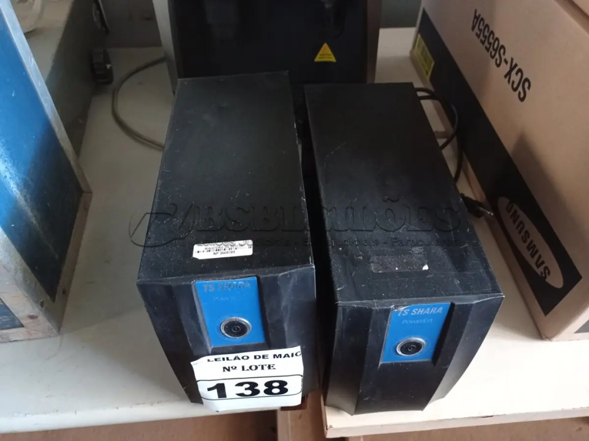LOTE 138 - 02 ESTABILIZADORES TS SHARA 1500VA. (NO ESTADO) ATENÇÃO! FAZER A VISITAÇÃO ANTES DE ARREMATAR, NÃO SABEMOS SE FUNCIONA. LEILÃO NÃO TEM GARANTIA E NEM DEVOLUÇÃO, SUJEITO A POSSÍVEIS AVARIAS VISÍVEIS/OCULTAS E/OU AUSÊNCIA DE COMPONENTES.