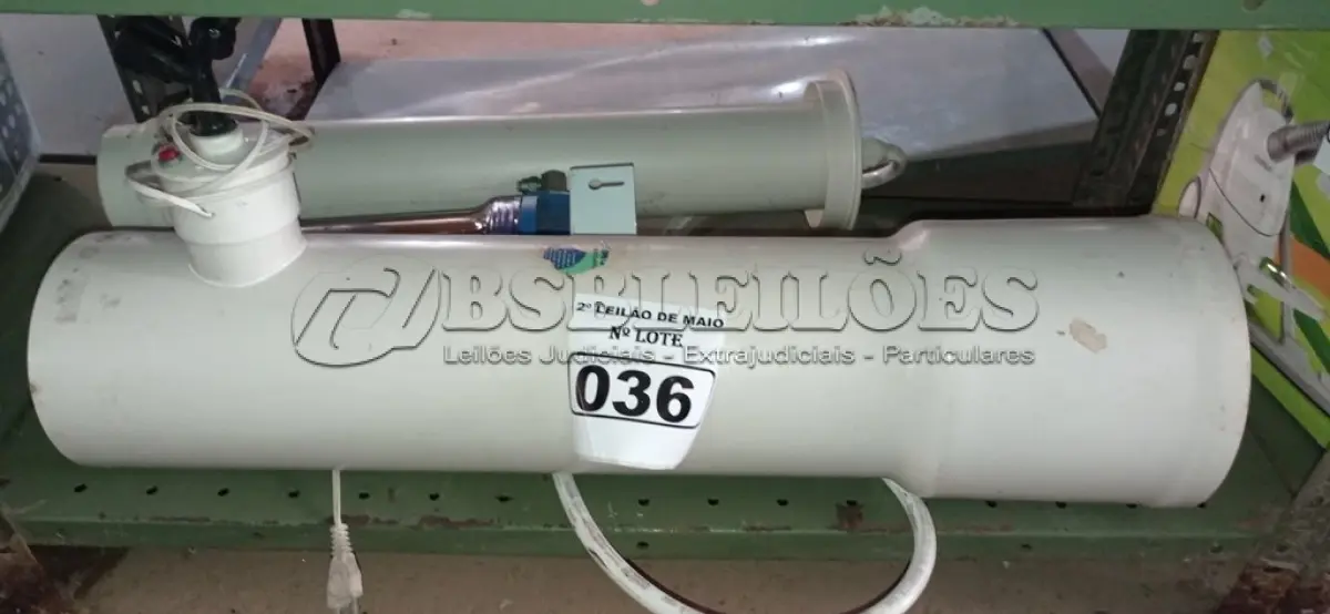 LOTE 036 - 02 FILTROS. (NO ESTADO) ATENÇÃO! FAZER A VISITAÇÃO ANTES DE ARREMATAR, NÃO SABEMOS SE FUNCIONA. LEILÃO NÃO TEM GARANTIA E NEM DEVOLUÇÃO, SUJEITO A POSSÍVEIS AVARIAS VISÍVEIS/OCULTAS E/OU AUSÊNCIA DE COMPONENTES.