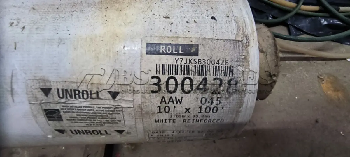 LOTE 122 - 02 ROLOS DE MANTAS REINFORCE MADE USA 3,00M X 10,00MPOLIOLEFINAS TERMOPLASTICA FLEXIVEL (NO ESTADO)