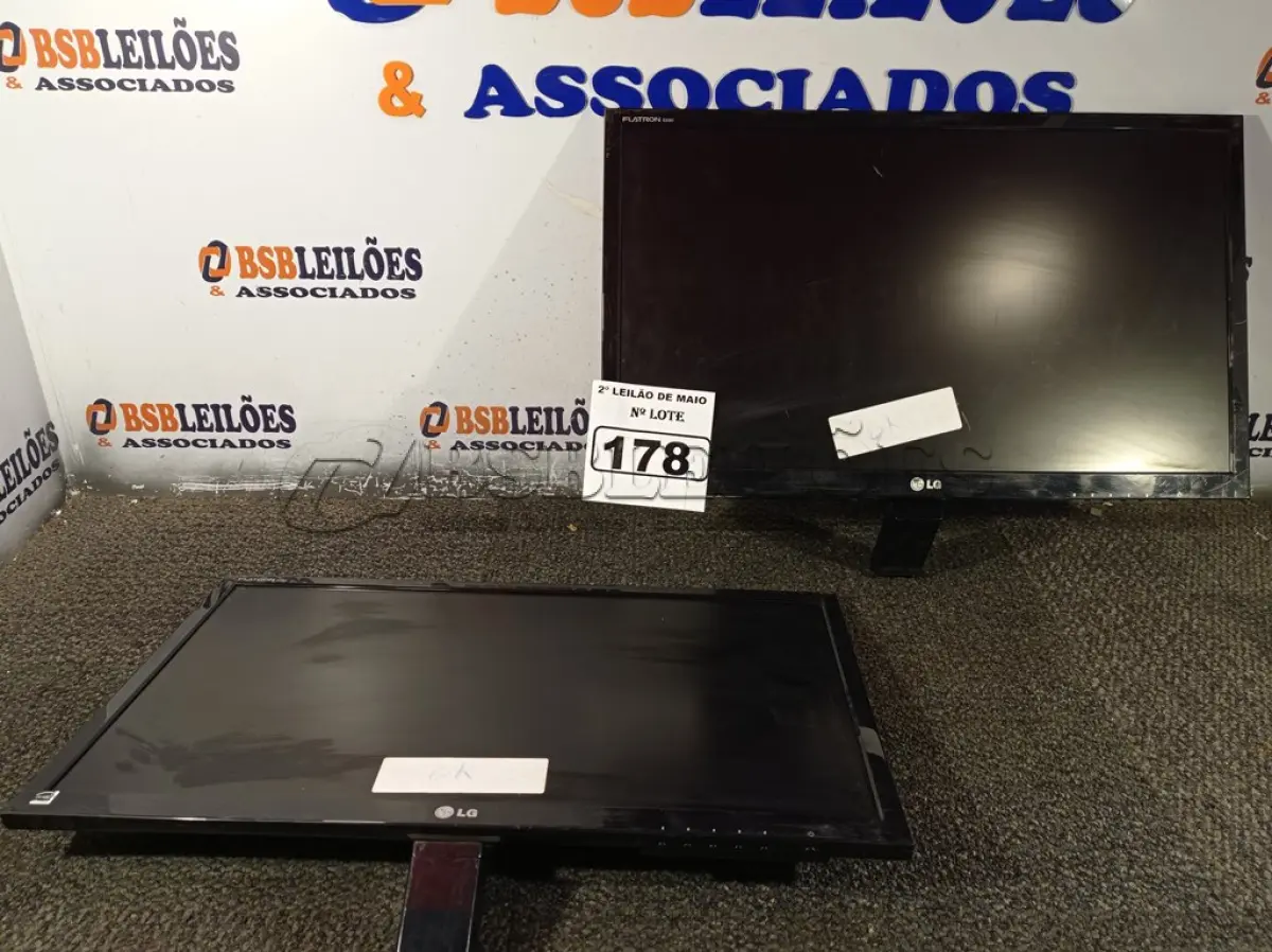 LOTE 178 - 02 MONITORES LG FLATROM E2360V-PN. (NO ESTADO) ATENÇÃO! FAZER A VISITAÇÃO ANTES DE ARREMATAR, NÃO SABEMOS SE FUNCIONA. LEILÃO NÃO TEM GARANTIA E NEM DEVOLUÇÃO, SUJEITO A POSSÍVEIS AVARIAS VISÍVEIS/OCULTAS E/OU AUSÊNCIA DE COMPONENTES.