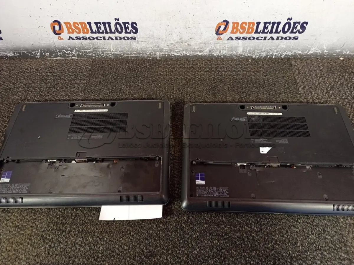 LOTE 040 - 02 NOTEBOOKS MARCAS DELL LATITUDE E7440. (NO ESTADO) ATENÇÃO! FAZER A VISITAÇÃO ANTES DE ARREMATAR, NÃO SABEMOS SE FUNCIONA. LEILÃO NÃO TEM GARANTIA E NEM DEVOLUÇÃO, SUJEITO A POSSÍVEIS AVARIAS VISÍVEIS/OCULTAS E/OU AUSÊNCIA DE COMPONENTES.