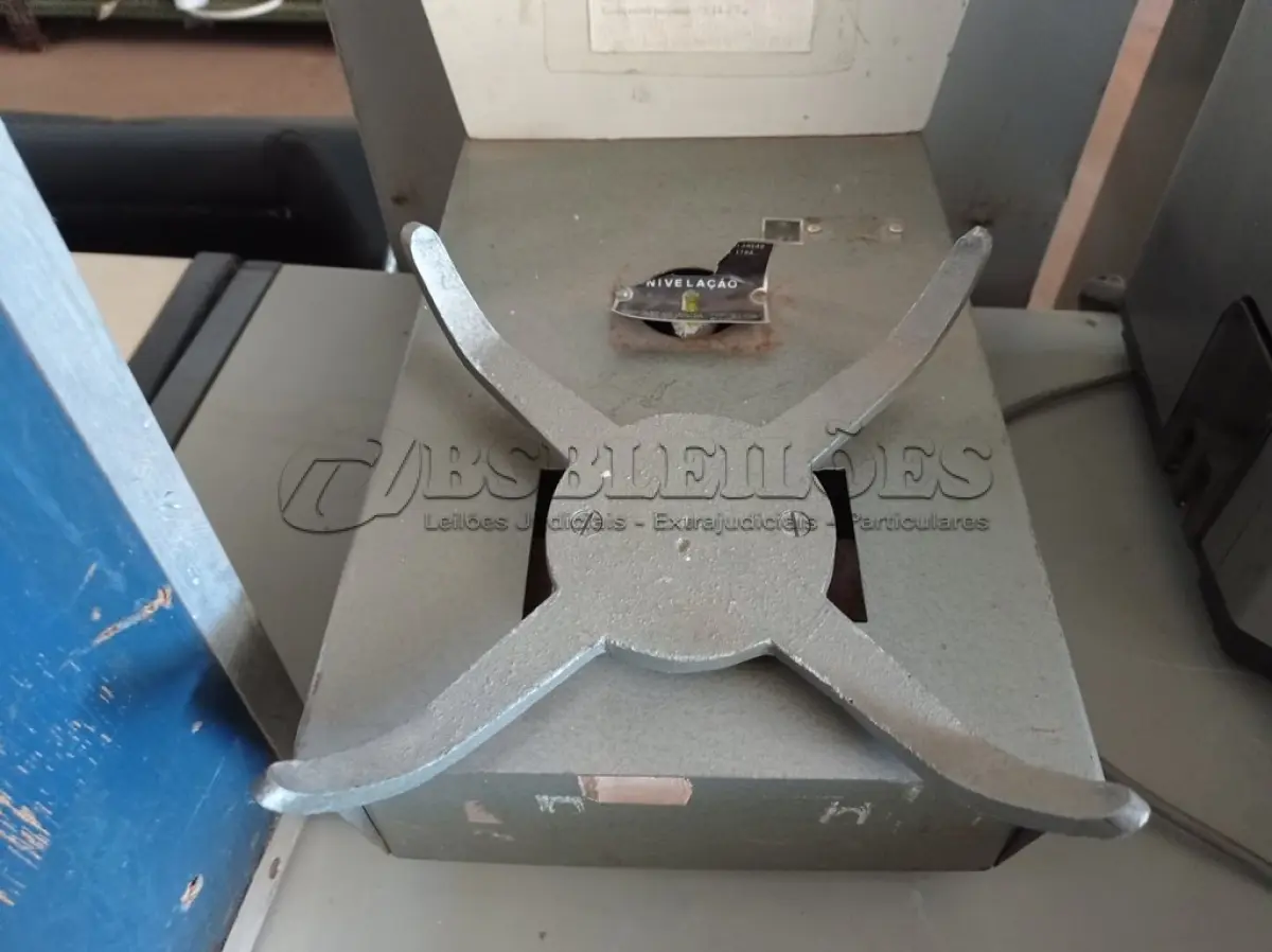 LOTE 136 - 01 BALANÇA ANALÓGICA CAP 15KG. (NO ESTADO) ATENÇÃO! FAZER A VISITAÇÃO ANTES DE ARREMATAR, NÃO SABEMOS SE FUNCIONA. LEILÃO NÃO TEM GARANTIA E NEM DEVOLUÇÃO, SUJEITO A POSSÍVEIS AVARIAS VISÍVEIS/OCULTAS E/OU AUSÊNCIA DE COMPONENTES.