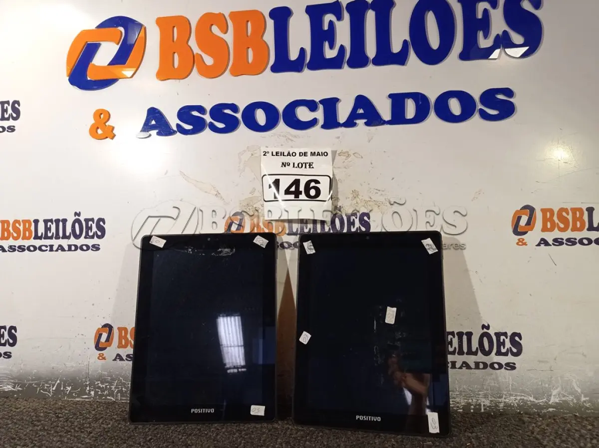 LOTE 146 - 02 TABLETS MARCAS POSITIVO. (NO ESTADO) ATENÇÃO! FAZER A VISITAÇÃO ANTES DE ARREMATAR, NÃO SABEMOS SE FUNCIONA. LEILÃO NÃO TEM GARANTIA E NEM DEVOLUÇÃO, SUJEITO A POSSÍVEIS AVARIAS VISÍVEIS/OCULTAS E/OU AUSÊNCIA DE COMPONENTES.