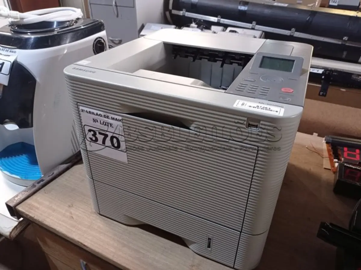 LOTE 370 - 01 IMPRESSORA MARCA SAMSUNG MODELO ML-5010ND. (NO ESTADO) ATENÇÃO! FAZER A VISITAÇÃO ANTES DE ARREMATAR, NÃO SABEMOS SE FUNCIONA. LEILÃO NÃO TEM GARANTIA E NEM DEVOLUÇÃO, SUJEITO A POSSÍVEIS AVARIAS VISÍVEIS/OCULTAS E/OU AUSÊNCIA DE COMPONENTES.