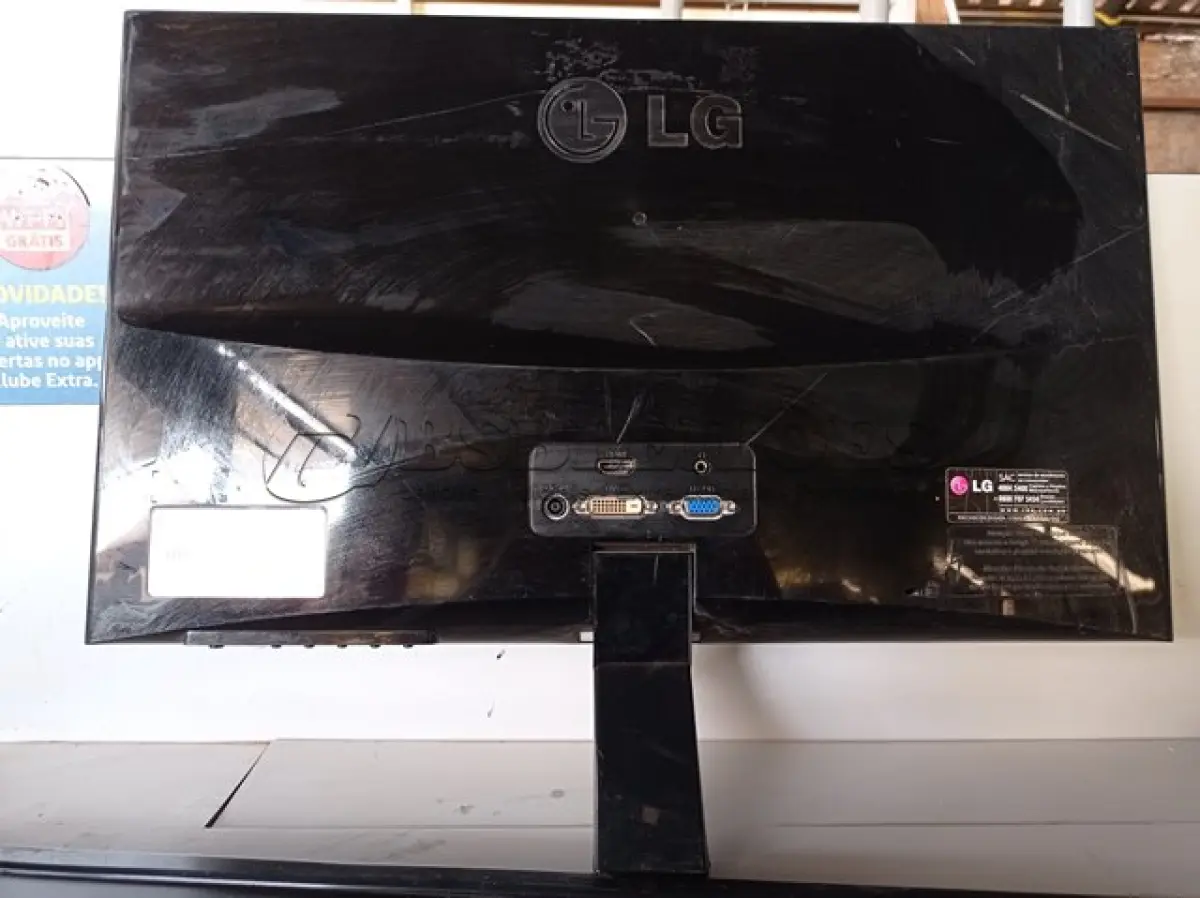 LOTE 301 - 02 MONITORES MARCAS LG MODELOS FLATROM E2360V-PN/E2260V-PN. (NO ESTADO) ATENÇÃO! FAZER A VISITAÇÃO ANTES DE ARREMATAR, NÃO SABEMOS SE FUNCIONA. LEILÃO NÃO TEM GARANTIA E NEM DEVOLUÇÃO, SUJEITO A POSSÍVEIS AVARIAS VISÍVEIS/OCULTAS E/OU AUSÊNCIA DE COMPONENTES.