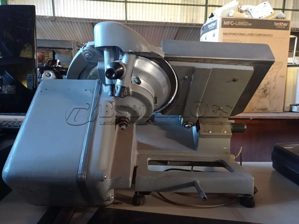 LOTE 249 - 01 FATIADOR DE FRIOS MARCA FILIZOLA. (NO ESTADO) ATENÇÃO! FAZER A VISITAÇÃO ANTES DE ARREMATAR, NÃO SABEMOS SE FUNCIONA. LEILÃO NÃO TEM GARANTIA E NEM DEVOLUÇÃO, SUJEITO A POSSÍVEIS AVARIAS VISÍVEIS/OCULTAS E/OU AUSÊNCIA DE COMPONENTES.
