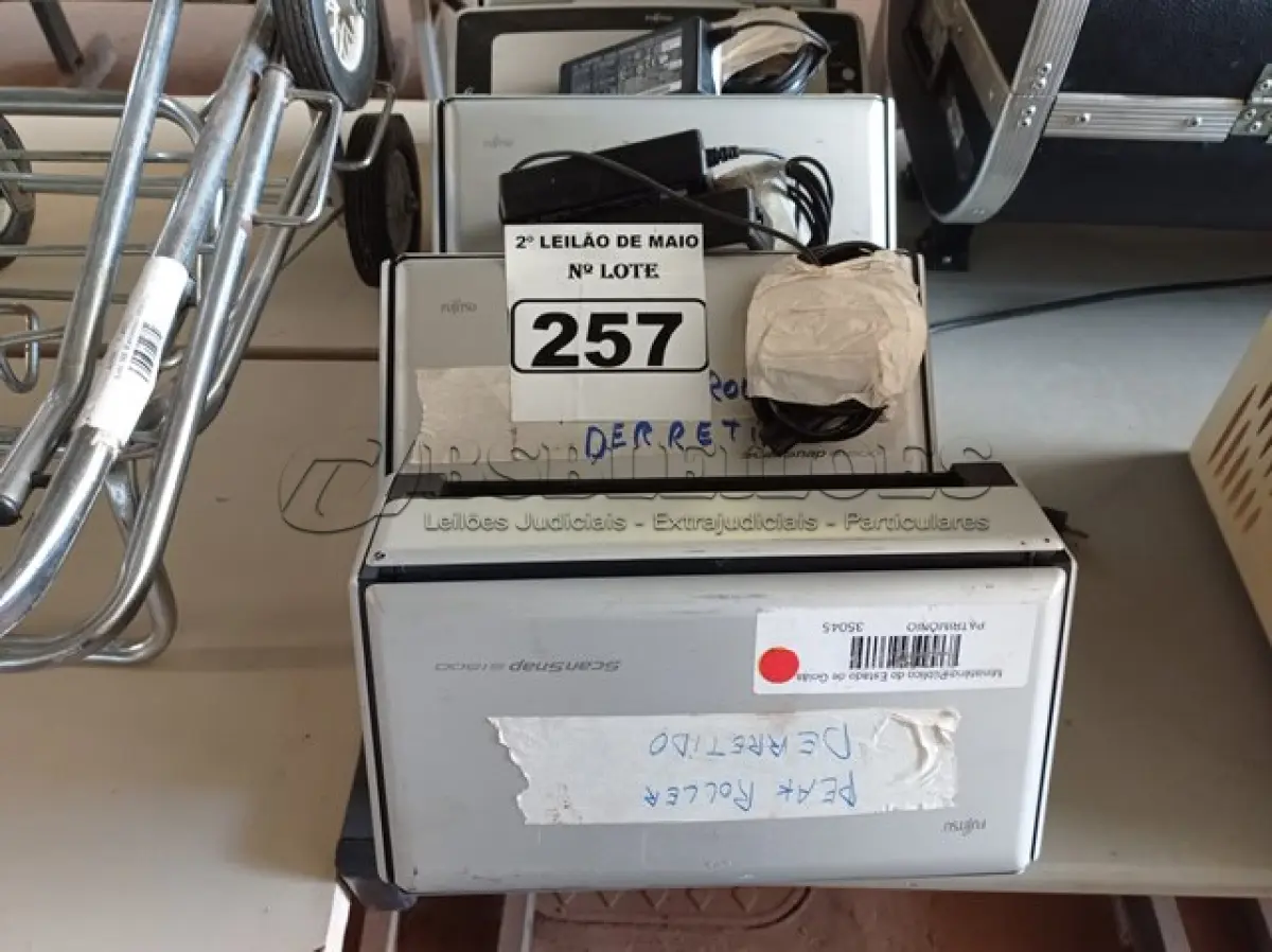 LOTE 257 - 06 SCANNER’S MARCAS E MODELOS DIVERSOS. (NO ESTADO) ATENÇÃO! FAZER A VISITAÇÃO ANTES DE ARREMATAR, NÃO SABEMOS SE FUNCIONA. LEILÃO NÃO TEM GARANTIA E NEM DEVOLUÇÃO, SUJEITO A POSSÍVEIS AVARIAS VISÍVEIS/OCULTAS E/OU AUSÊNCIA DE COMPONENTES.