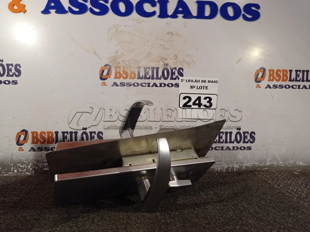LOTE 243 - 01 FECHADURA ELETRÔNICA. (NO ESTADO) ATENÇÃO! FAZER A VISITAÇÃO ANTES DE ARREMATAR, NÃO SABEMOS SE FUNCIONA. LEILÃO NÃO TEM GARANTIA E NEM DEVOLUÇÃO, SUJEITO A POSSÍVEIS AVARIAS VISÍVEIS/OCULTAS E/OU AUSÊNCIA DE COMPONENTES.