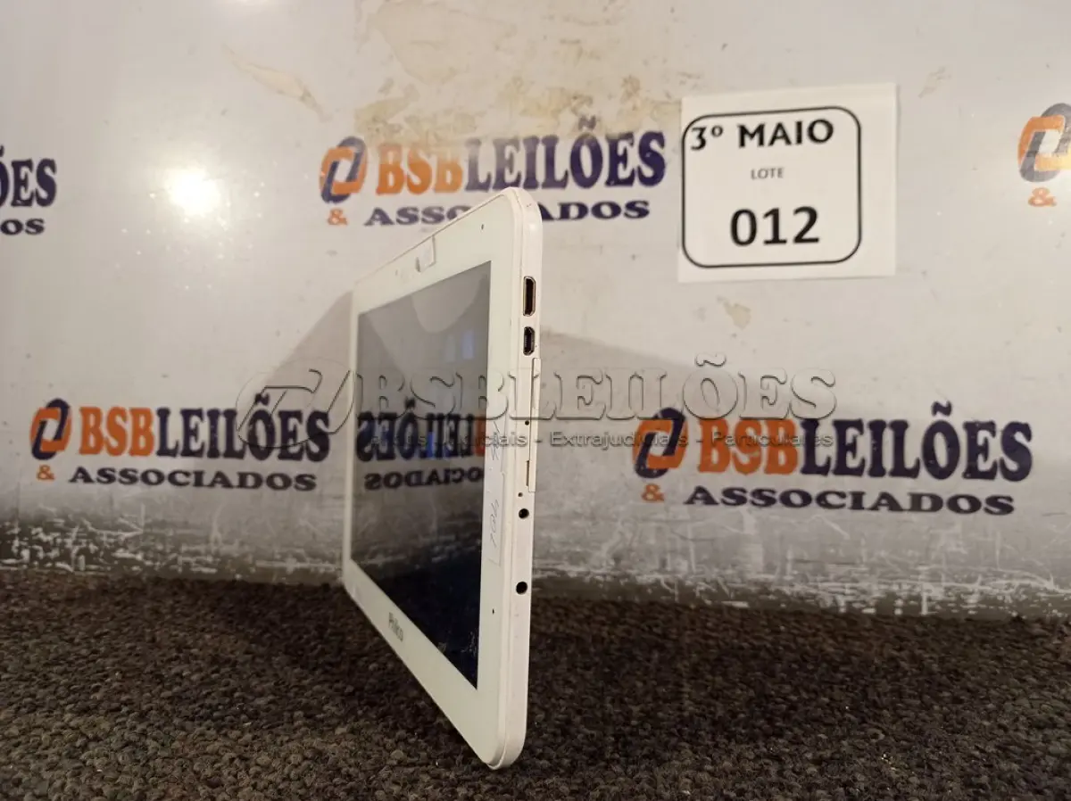 LOTE 012 - 1 WORKTAB Q10 SEM CARREGADOR MARCA PHILCO. (NO ESTADO) ATENÇÃO! FAZER A VISITAÇÃO ANTES DE ARREMATAR, NÃO SABEMOS SE FUNCIONA. LEILÃO NÃO TEM GARANTIA E NEM DEVOLUÇÃO, SUJEITO A POSSÍVEIS AVARIAS VISÍVEIS/OCULTAS E/OU AUSÊNCIA DE COMPONENTES.