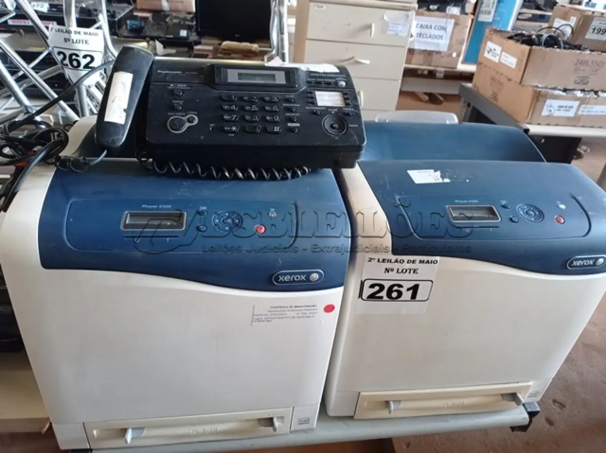 LOTE 261 - 01 IMPRESSORA MARCAS XEROX PHASER 6500 E 01 APARELHO DE FAX. (NO ESTADO) ATENÇÃO! FAZER A VISITAÇÃO ANTES DE ARREMATAR, NÃO SABEMOS SE FUNCIONA. LEILÃO NÃO TEM GARANTIA E NEM DEVOLUÇÃO, SUJEITO A POSSÍVEIS AVARIAS VISÍVEIS/OCULTAS E/OU AUSÊNCIA DE COMPONENTES.