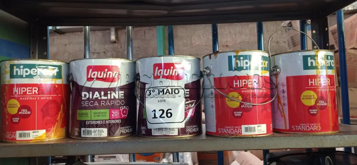 LOTE 126 - 05 LATAS DE TINTAS, SENDO 03 DA MARCA HIPERCOR AMARELA DE 3L CADA, 02 IQUINE COM 3,5L VERDE COLONIAL. (NO ESTADO) ATENÇÃO! FAZER A VISITAÇÃO ANTES DE ARREMATAR, NÃO SABEMOS SE FUNCIONA. LEILÃO NÃO TEM GARANTIA E NEM DEVOLUÇÃO, SUJEITO A POSSÍVEIS AVARIAS VISÍVEIS/OCULTAS E/OU AUSÊNCIA DE COMPONENTES.
