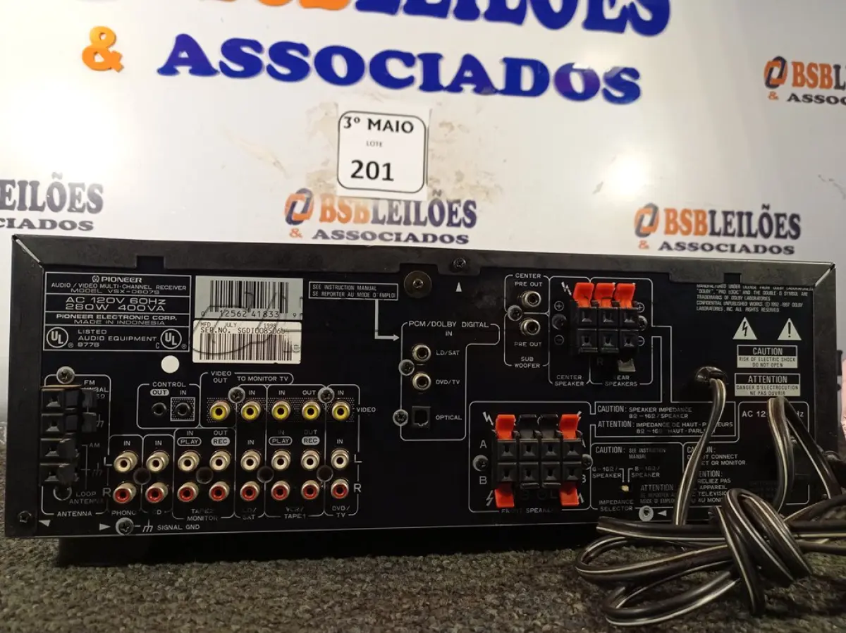 LOTE 201 - 01 RECEIVER MODELO VSX- D607S. (NO ESTADO) ATENÇÃO! FAZER A VISITAÇÃO ANTES DE ARREMATAR, NÃO SABEMOS SE FUNCIONA. LEILÃO NÃO TEM GARANTIA E NEM DEVOLUÇÃO, SUJEITO A POSSÍVEIS AVARIAS VISÍVEIS/OCULTAS E/OU AUSÊNCIA DE COMPONENTES.