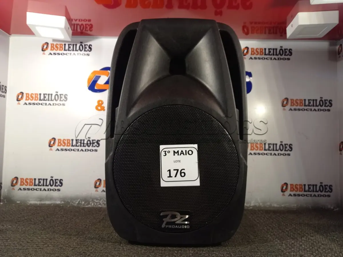 LOTE 176 - 1 CAIXA DE SOM PZPROPASSIVE PROAUDIO PX-12. (NO ESTADO) ATENÇÃO! FAZER A VISITAÇÃO ANTES DE ARREMATAR, NÃO SABEMOS SE FUNCIONA. LEILÃO NÃO TEM GARANTIA E NEM DEVOLUÇÃO, SUJEITO A POSSÍVEIS AVARIAS VISÍVEIS/OCULTAS E/OU AUSÊNCIA DE COMPONENTES.