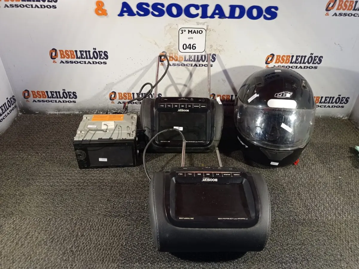 LOTE 046 - 01 CAPACETE, 02 ENCOSTOS COM MONITOR/USB PARA CARRO MARCAM BOOSTER E 01 MULTIMIDIA PIONEER BLUETOOTH. (NO ESTADO) ATENÇÃO! FAZER A VISITAÇÃO ANTES DE ARREMATAR, NÃO SABEMOS SE FUNCIONA. LEILÃO NÃO TEM GARANTIA E NEM DEVOLUÇÃO, SUJEITO A POSSÍVEIS AVARIAS VISÍVEIS/OCULTAS E/OU AUSÊNCIA DE COMPONENTES.