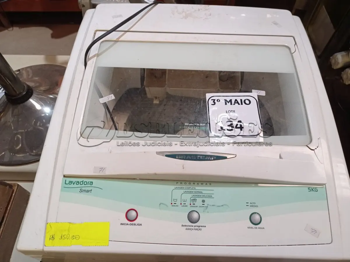 LOTE 134 - 01 MÁQUINA DE LAVAR ROUPAS MARCA BRASTEMP 5 KG 220V COM AVARIAS. (NO ESTADO) ATENÇÃO! FAZER A VISITAÇÃO ANTES DE ARREMATAR, NÃO SABEMOS SE FUNCIONA. LEILÃO NÃO TEM GARANTIA E NEM DEVOLUÇÃO, SUJEITO A POSSÍVEIS AVARIAS VISÍVEIS/OCULTAS E/OU AUSÊNCIA DE COMPONENTES.