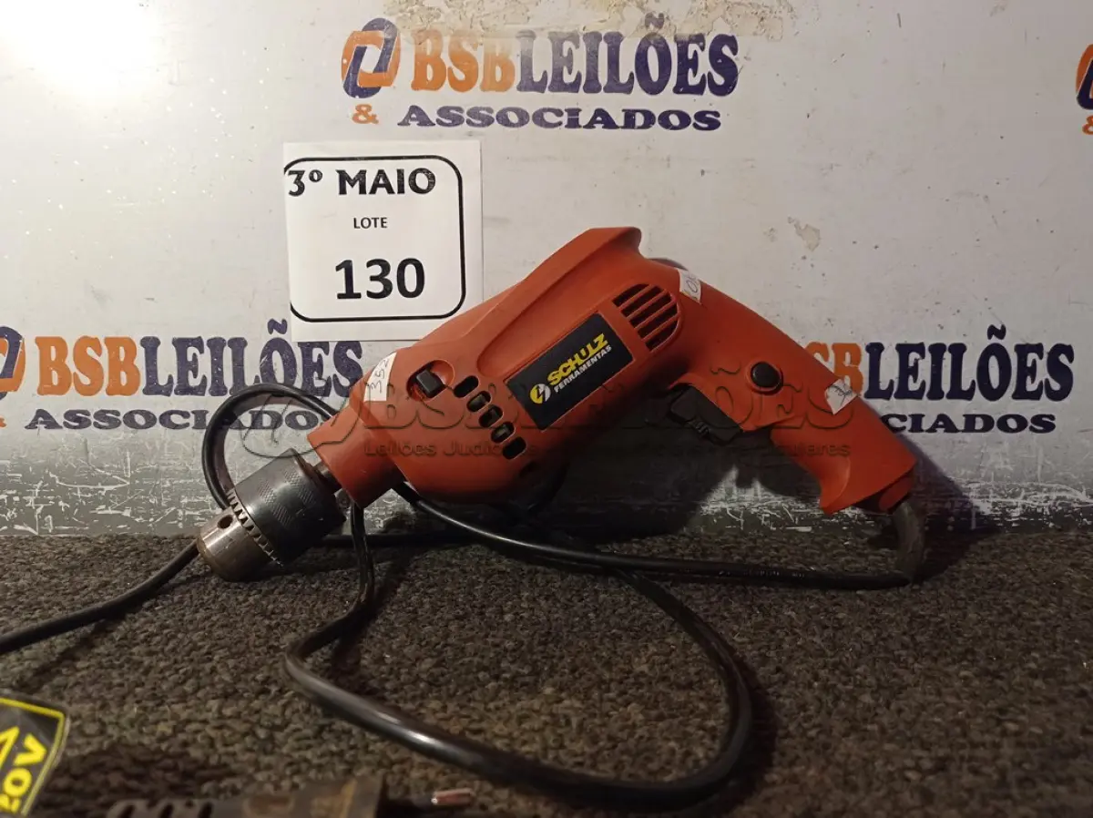 LOTE 130 - 01 PARAFUSADEIRA/FURADEIRA MARCA SCHUZ 220V. (NO ESTADO) ATENÇÃO! FAZER A VISITAÇÃO ANTES DE ARREMATAR, NÃO SABEMOS SE FUNCIONA. LEILÃO NÃO TEM GARANTIA E NEM DEVOLUÇÃO, SUJEITO A POSSÍVEIS AVARIAS VISÍVEIS/OCULTAS E/OU AUSÊNCIA DE COMPONENTES.