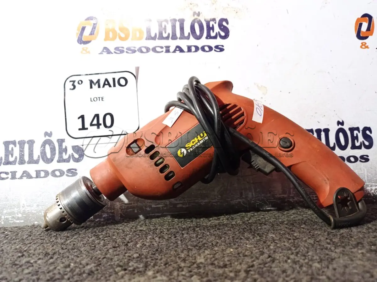 LOTE 140 - 01 PARAFUSADEIRA/FURADEIRA MARCA SCHUZ 220V. (NO ESTADO) ATENÇÃO! FAZER A VISITAÇÃO ANTES DE ARREMATAR, NÃO SABEMOS SE FUNCIONA. LEILÃO NÃO TEM GARANTIA E NEM DEVOLUÇÃO, SUJEITO A POSSÍVEIS AVARIAS VISÍVEIS/OCULTAS E/OU AUSÊNCIA DE COMPONENTES.