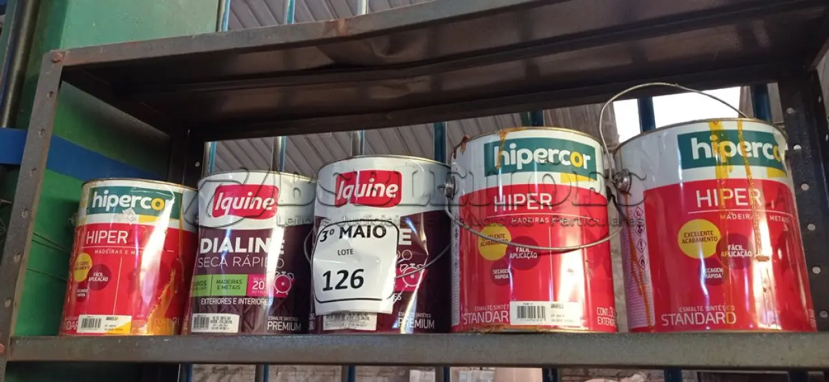 LOTE 126 - 05 LATAS DE TINTAS, SENDO 03 DA MARCA HIPERCOR AMARELA DE 3L CADA, 02 IQUINE COM 3,5L VERDE COLONIAL. (NO ESTADO) ATENÇÃO! FAZER A VISITAÇÃO ANTES DE ARREMATAR, NÃO SABEMOS SE FUNCIONA. LEILÃO NÃO TEM GARANTIA E NEM DEVOLUÇÃO, SUJEITO A POSSÍVEIS AVARIAS VISÍVEIS/OCULTAS E/OU AUSÊNCIA DE COMPONENTES.
