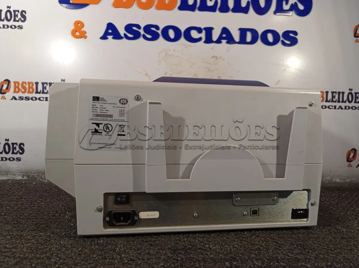 LOTE 177 - 01 IMPRESSORA DE CARTÃO MODELO P330I MARCA ZEBRA. (NO ESTADO) ATENÇÃO! FAZER A VISITAÇÃO ANTES DE ARREMATAR, NÃO SABEMOS SE FUNCIONA. LEILÃO NÃO TEM GARANTIA E NEM DEVOLUÇÃO, SUJEITO A POSSÍVEIS AVARIAS VISÍVEIS/OCULTAS E/OU AUSÊNCIA DE COMPONENTES.