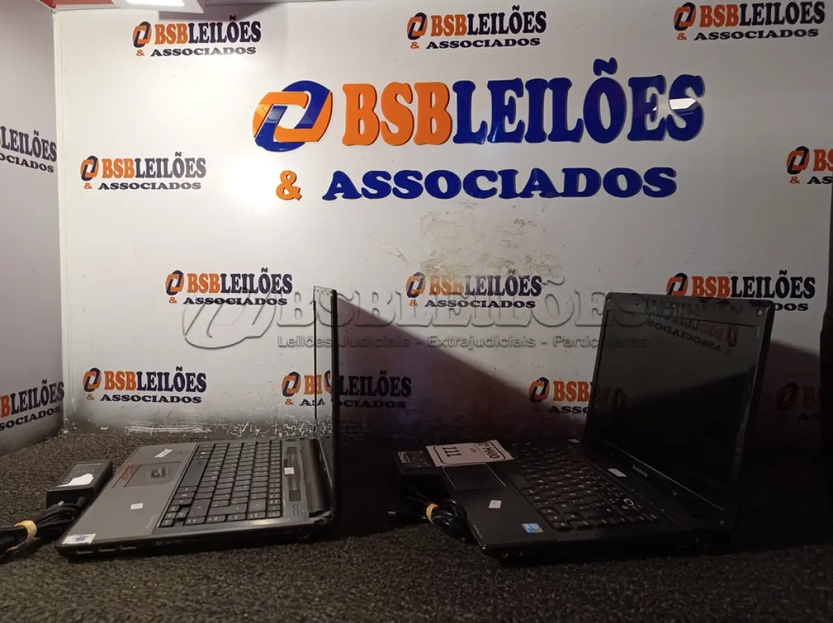 LOTE 111 - 02 NOTEBOOK’S COM 02 FONTES, SENDO 01 ACER E 01 LENOVO COM AVARIAS. (NO ESTADO) ATENÇÃO! FAZER A VISITAÇÃO ANTES DE ARREMATAR, NÃO SABEMOS SE FUNCIONA. LEILÃO NÃO TEM GARANTIA E NEM DEVOLUÇÃO, SUJEITO A POSSÍVEIS AVARIAS VISÍVEIS/OCULTAS E/OU AUSÊNCIA DE COMPONENTES.